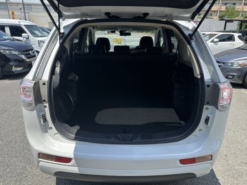 OUTLANDER PHEV