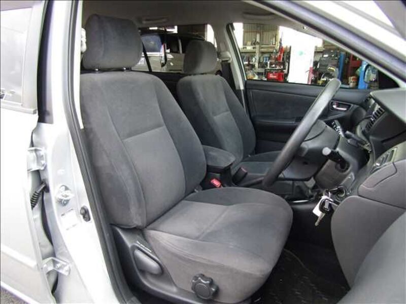 COROLLA FIELDER
