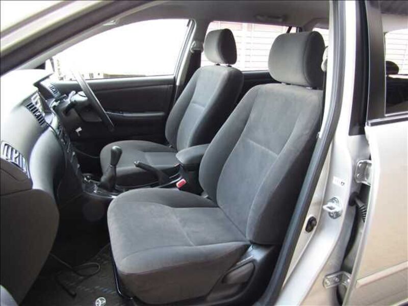 COROLLA FIELDER