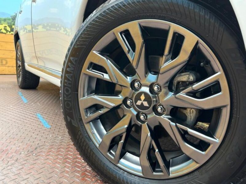 OUTLANDER PHEV