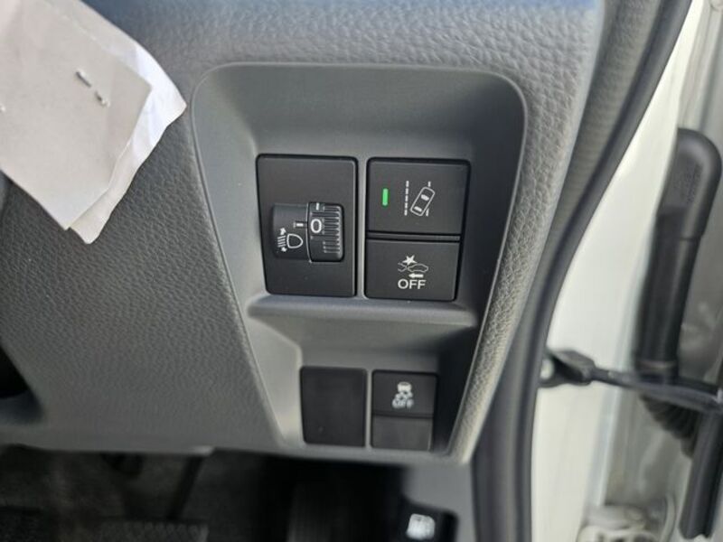 N-VAN