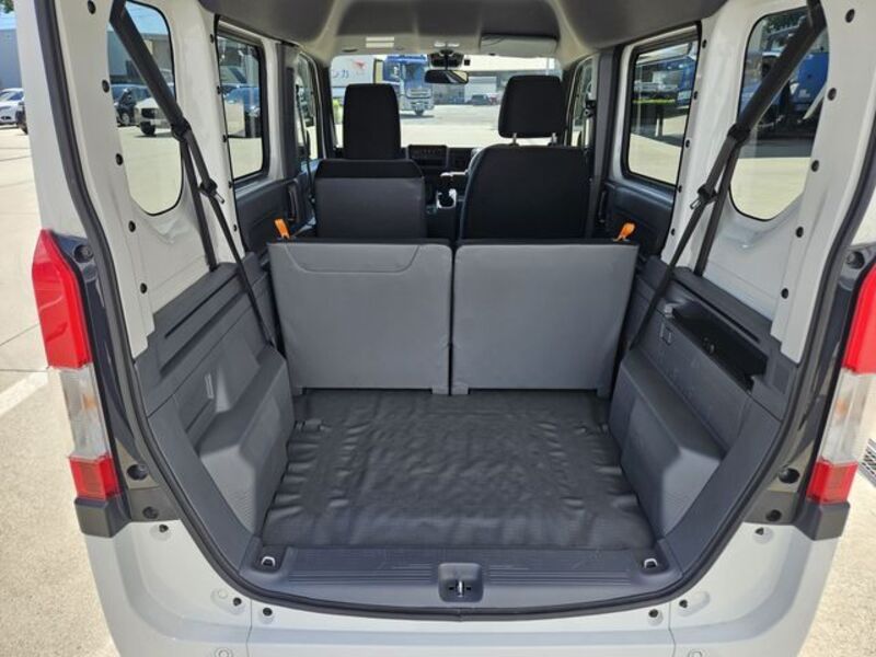 N-VAN