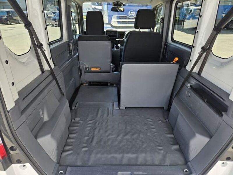 N-VAN