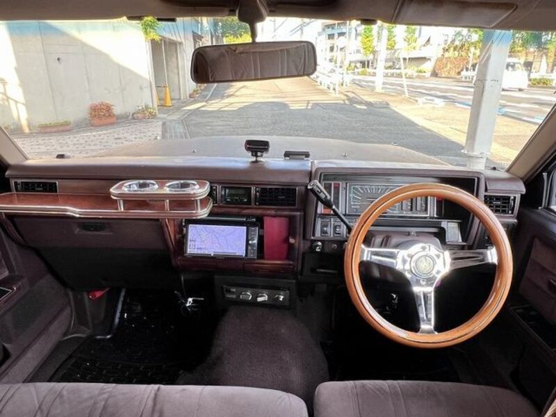 GLORIA WAGON
