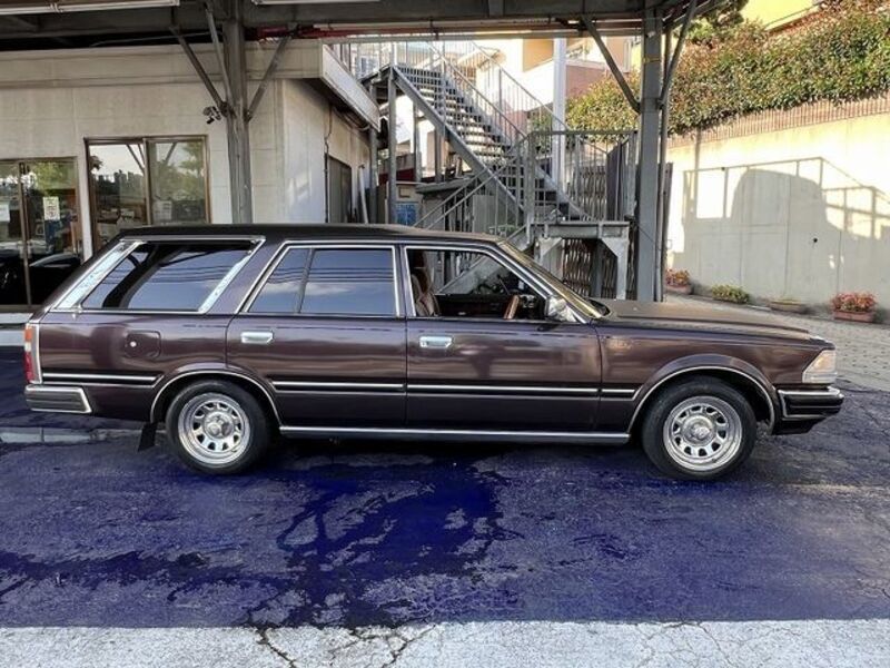 GLORIA WAGON