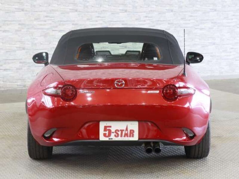 ROADSTER