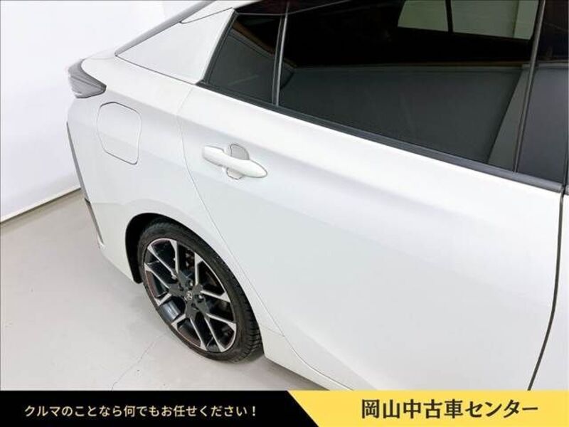 PRIUS PHV