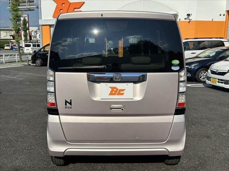 N BOX
