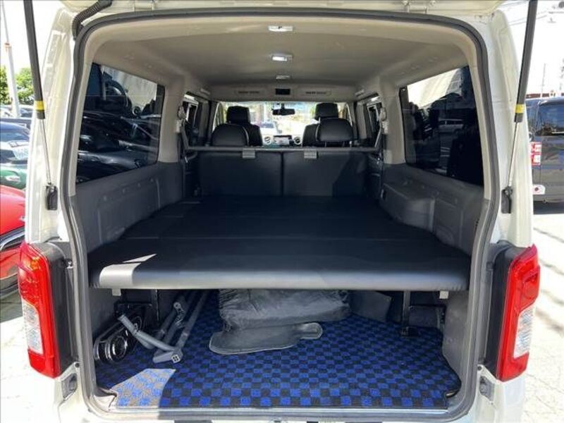 NV350 CARAVAN
