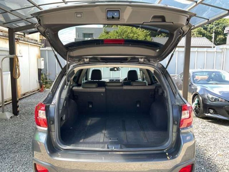 LEGACY OUTBACK