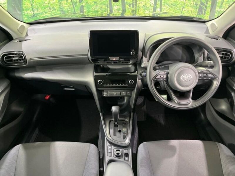 YARIS CROSS