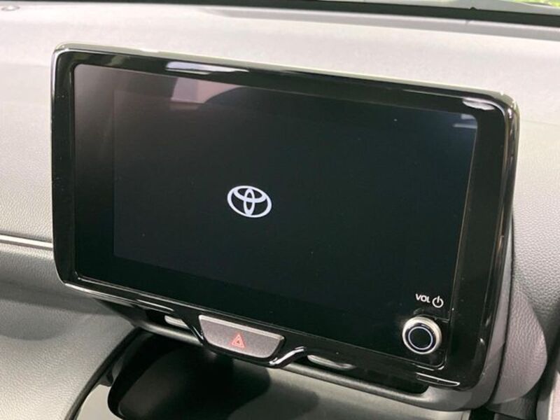 YARIS CROSS
