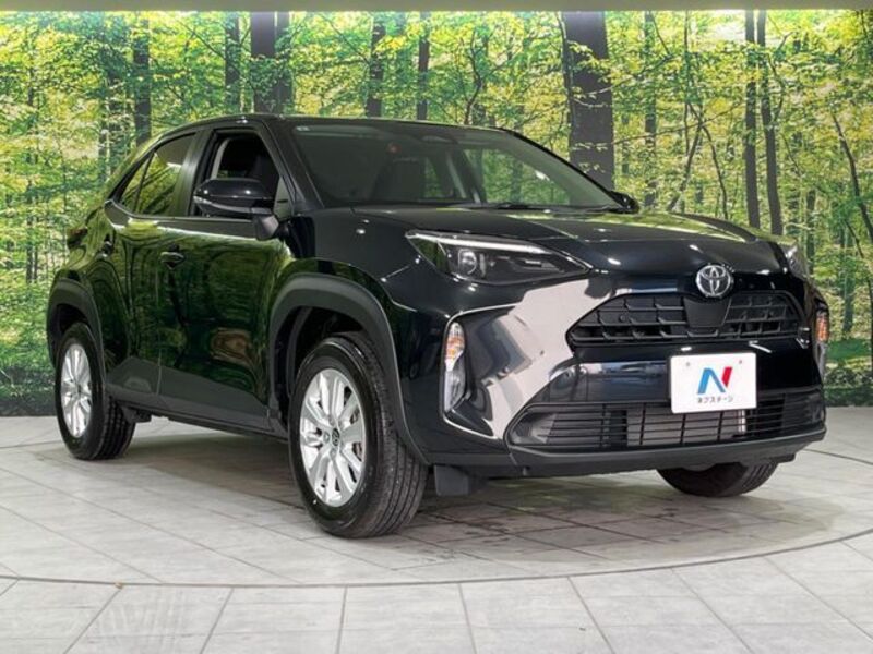YARIS CROSS
