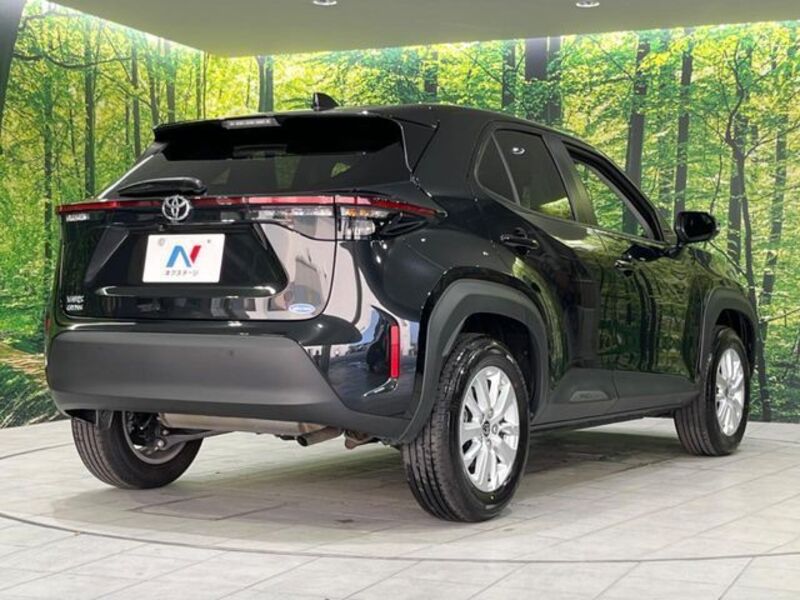 YARIS CROSS