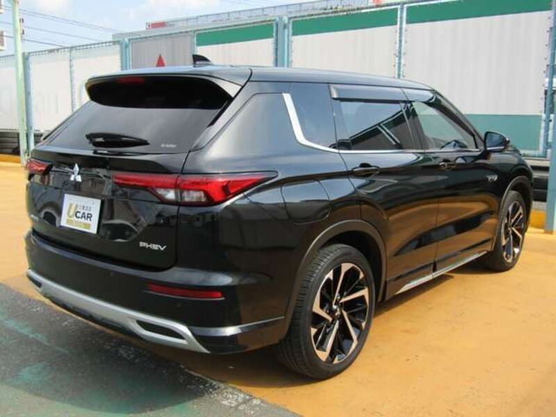 OUTLANDER PHEV