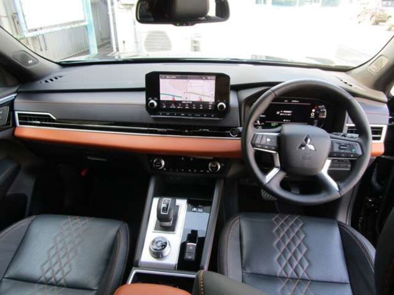 OUTLANDER PHEV