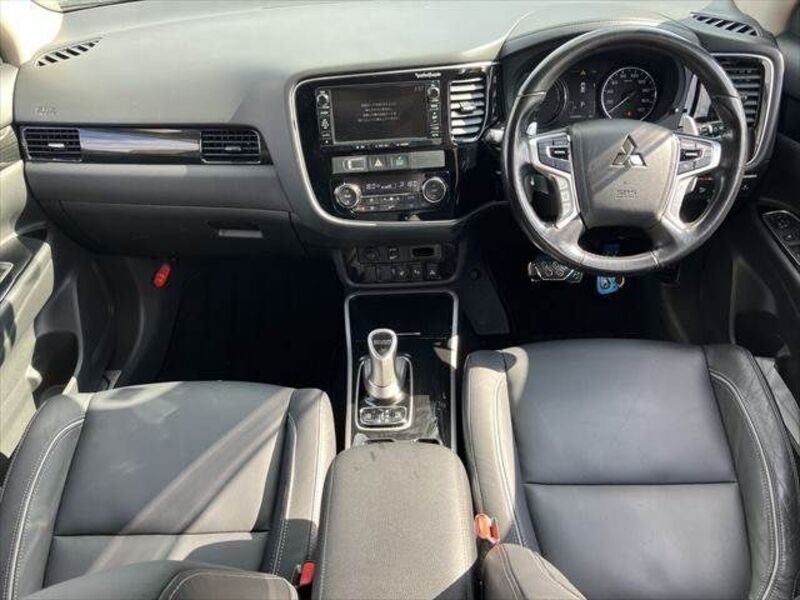 OUTLANDER PHEV