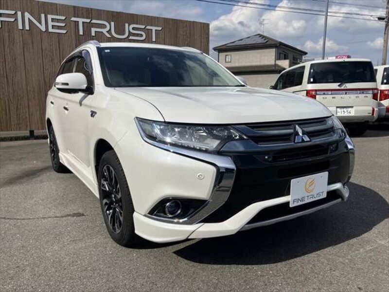 OUTLANDER PHEV