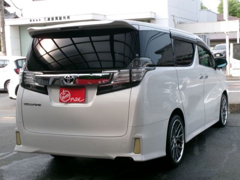 VELLFIRE