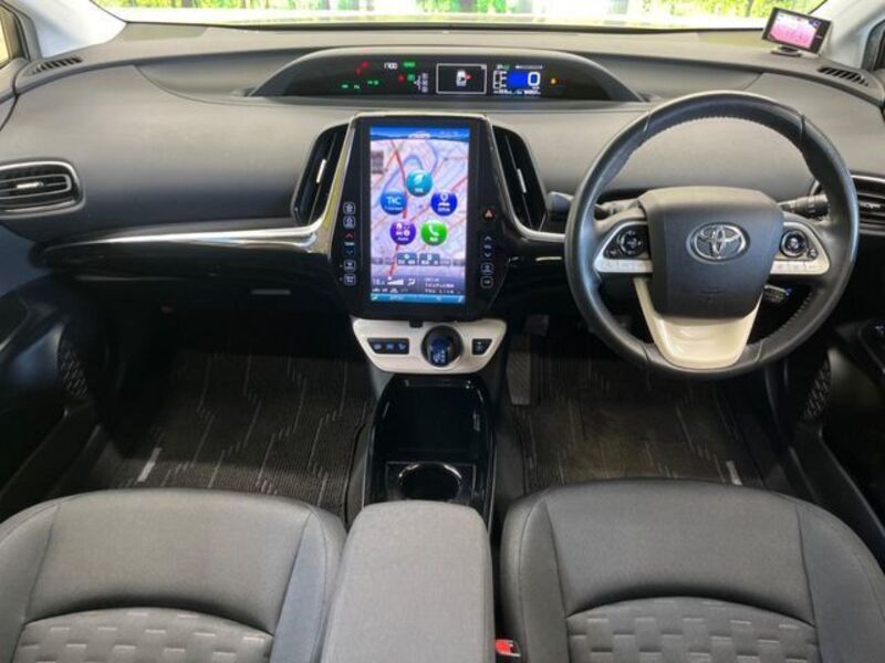 PRIUS PHV