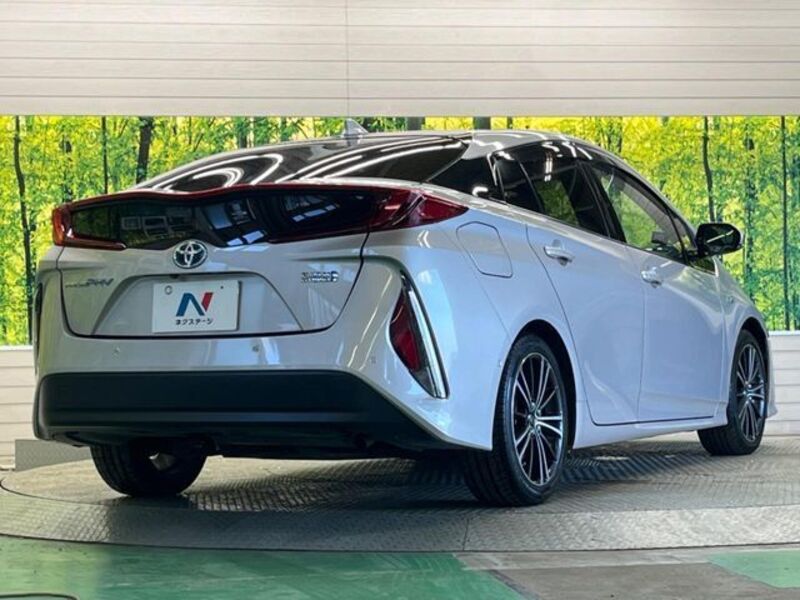 PRIUS PHV