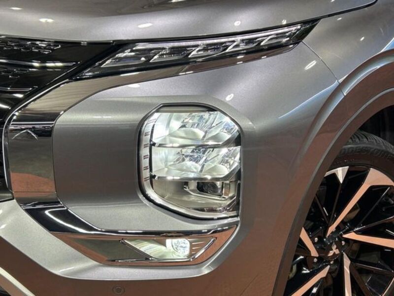 OUTLANDER PHEV