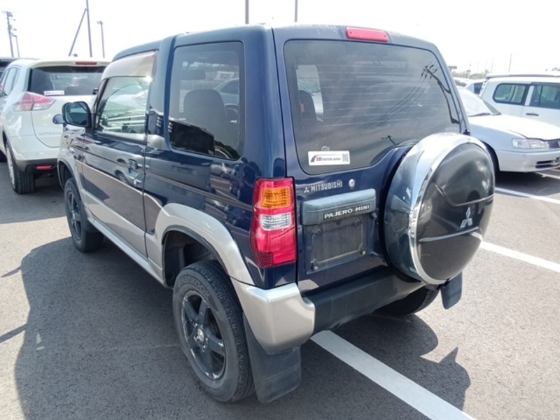 PAJERO MINI
