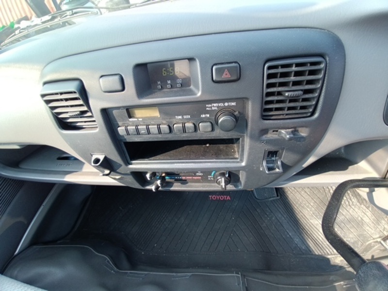 TOWNACE TRUCK