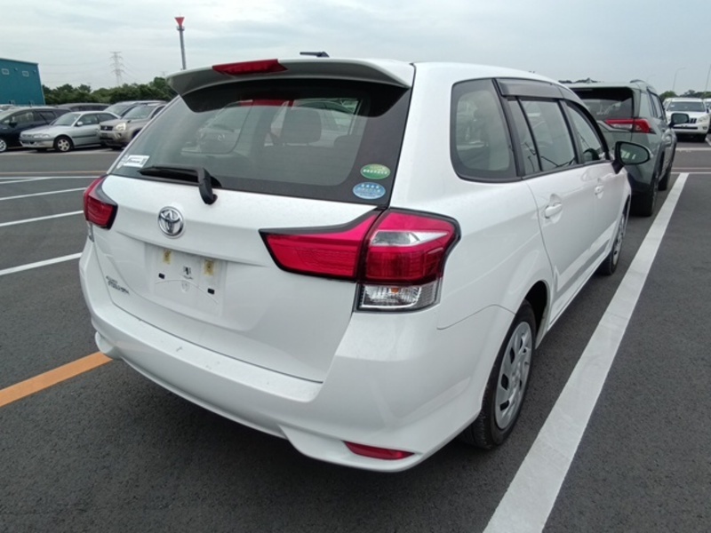 COROLLA FIELDER