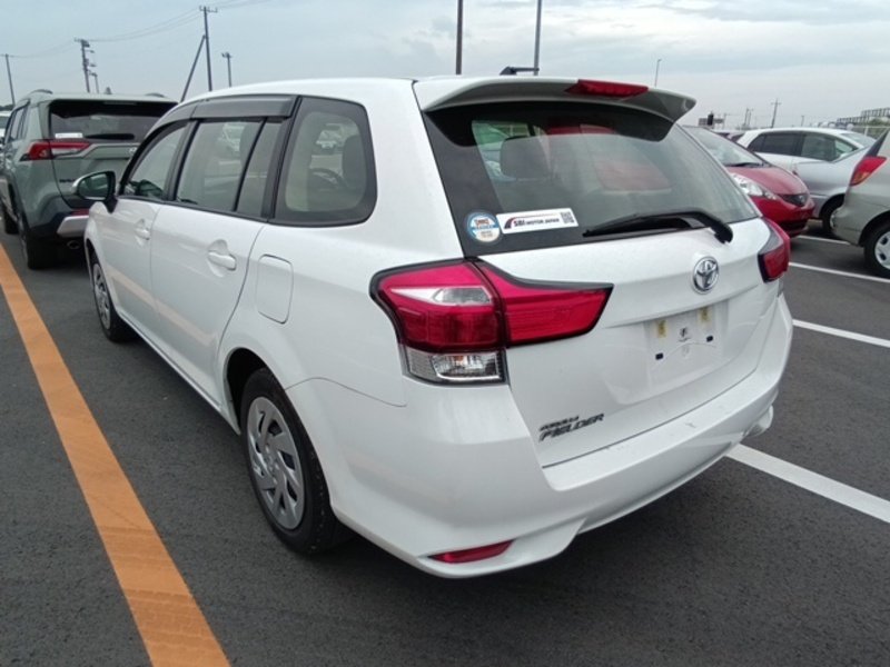 COROLLA FIELDER