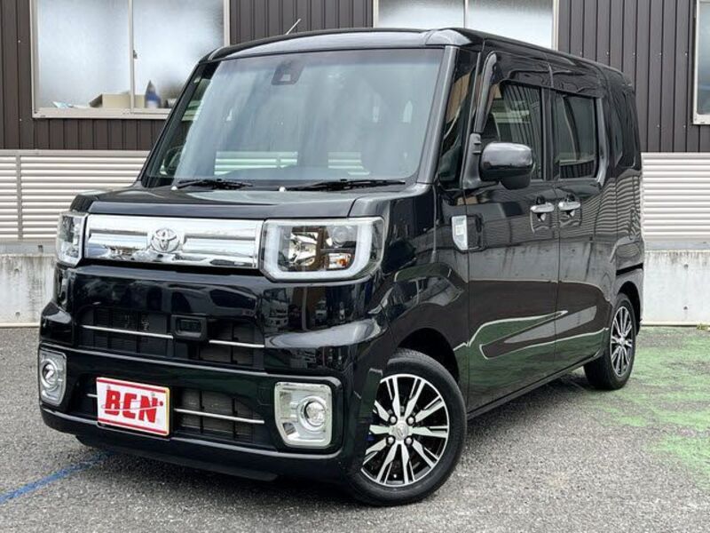 TOYOTA PIXIS MEGA