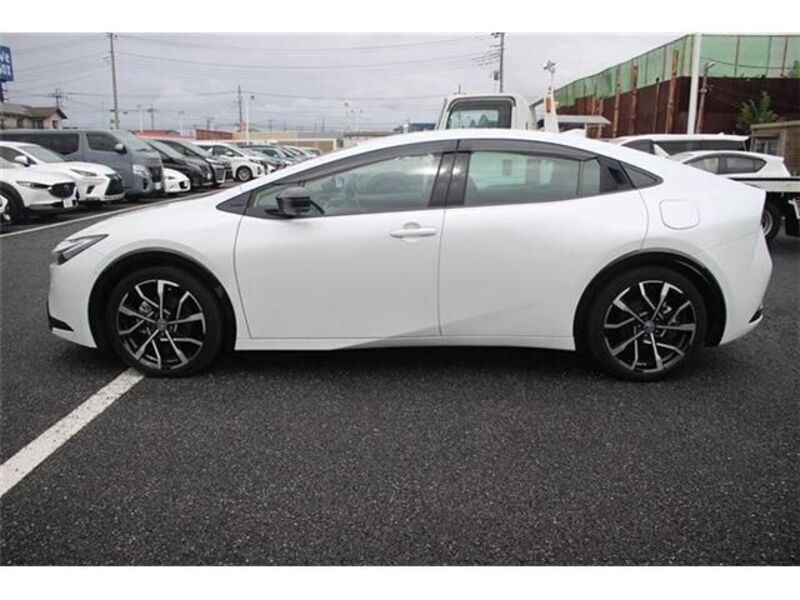 PRIUS PHV