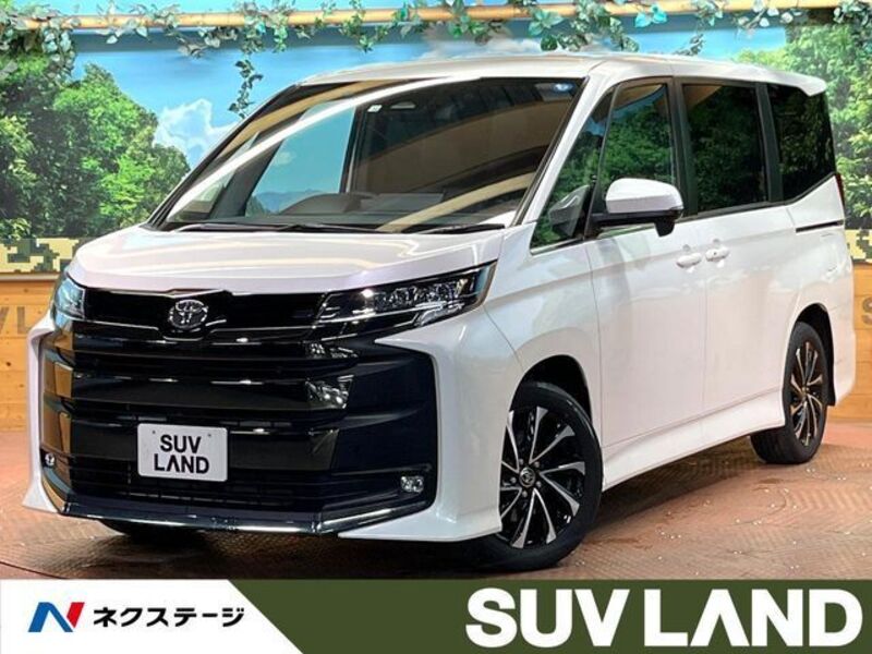 TOYOTA NOAH