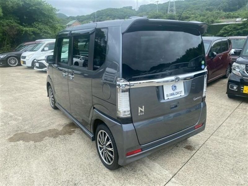 N BOX CUSTOM