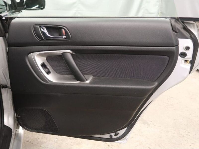 LEGACY B4