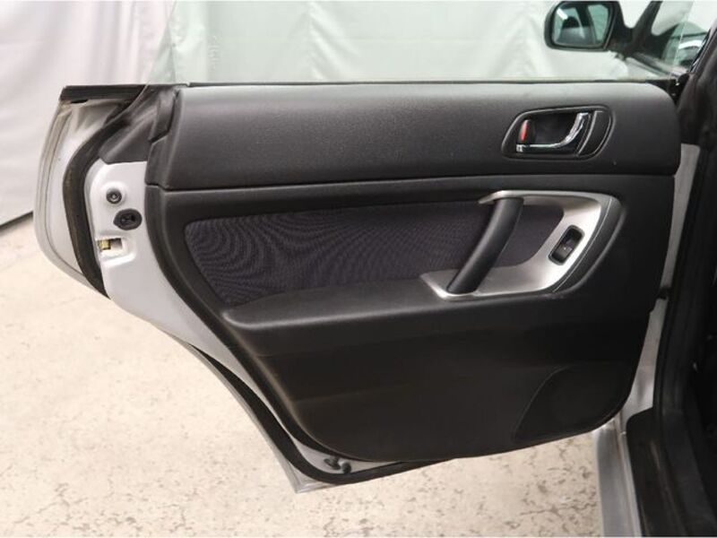 LEGACY B4