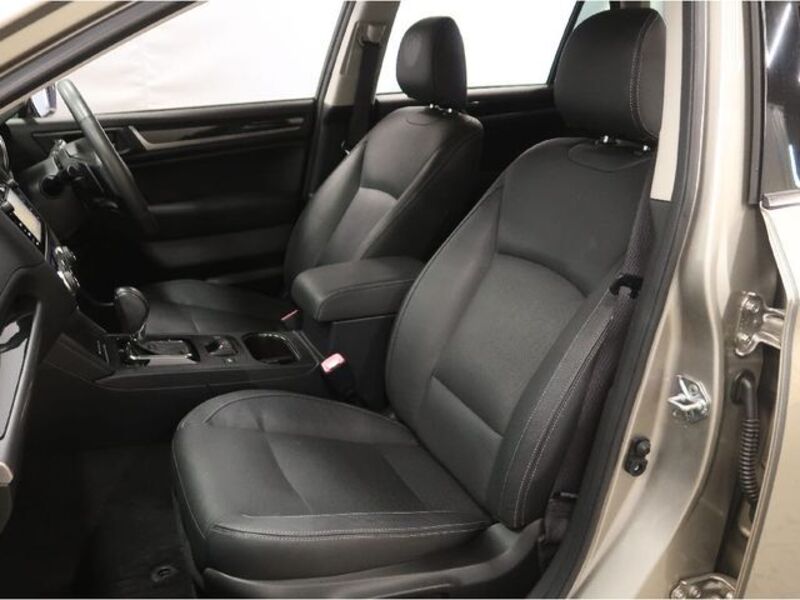 LEGACY OUTBACK