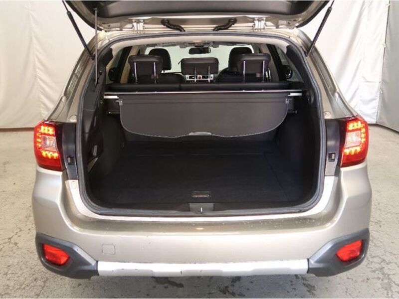 LEGACY OUTBACK