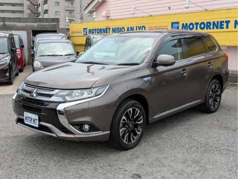 MITSUBISHI OUTLANDER PHEV