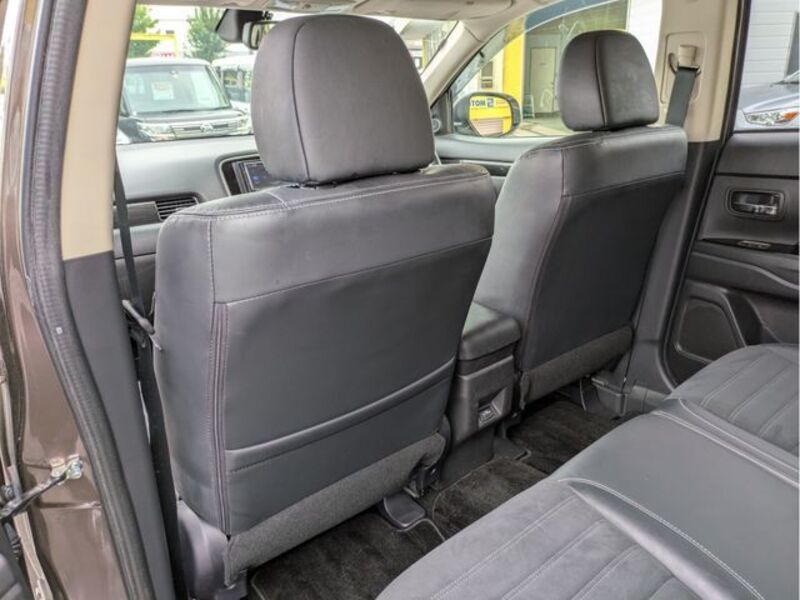 OUTLANDER PHEV