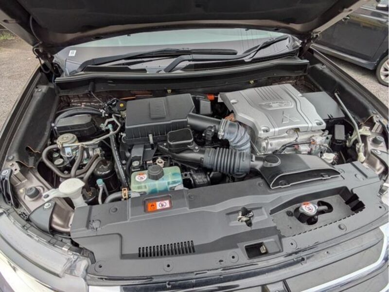 OUTLANDER PHEV