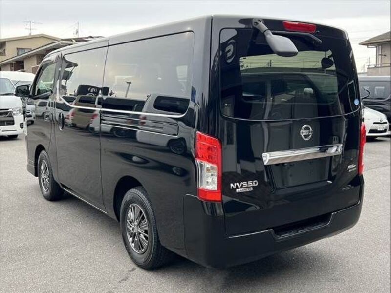 NV350 CARAVAN