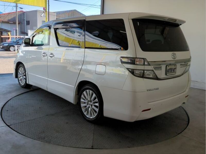 VELLFIRE
