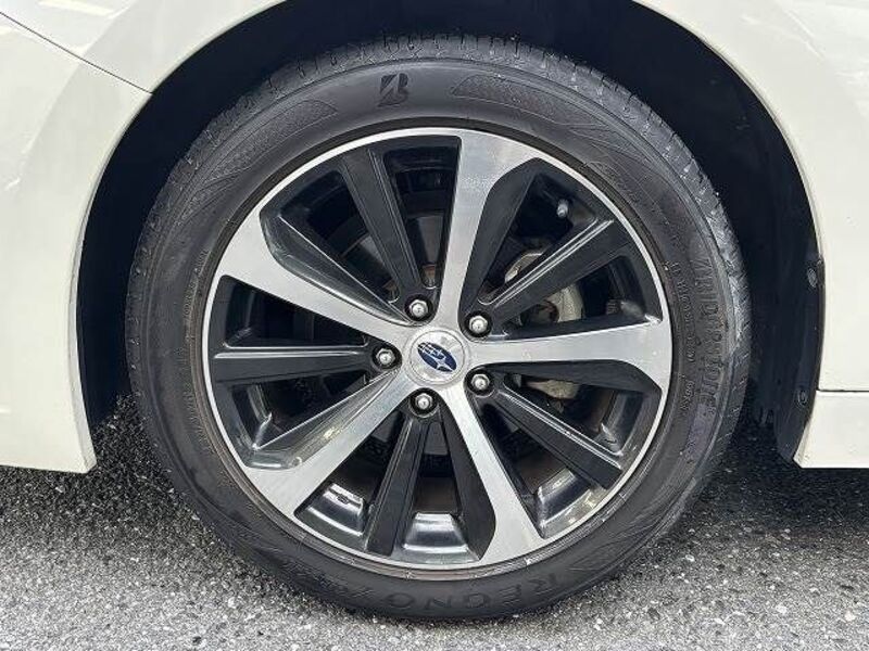 LEGACY B4