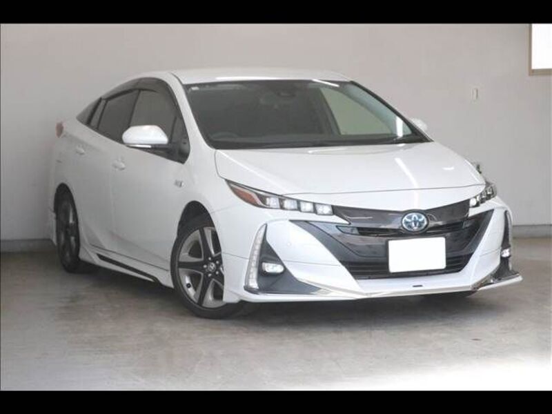 PRIUS PHV