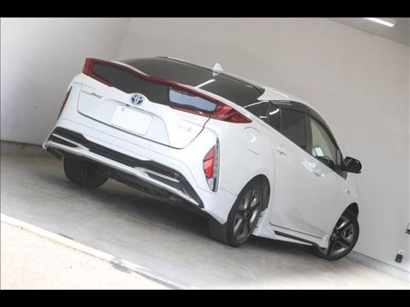 PRIUS PHV
