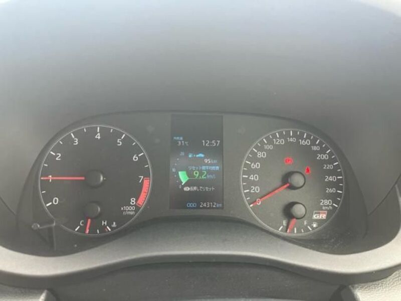 GR YARIS