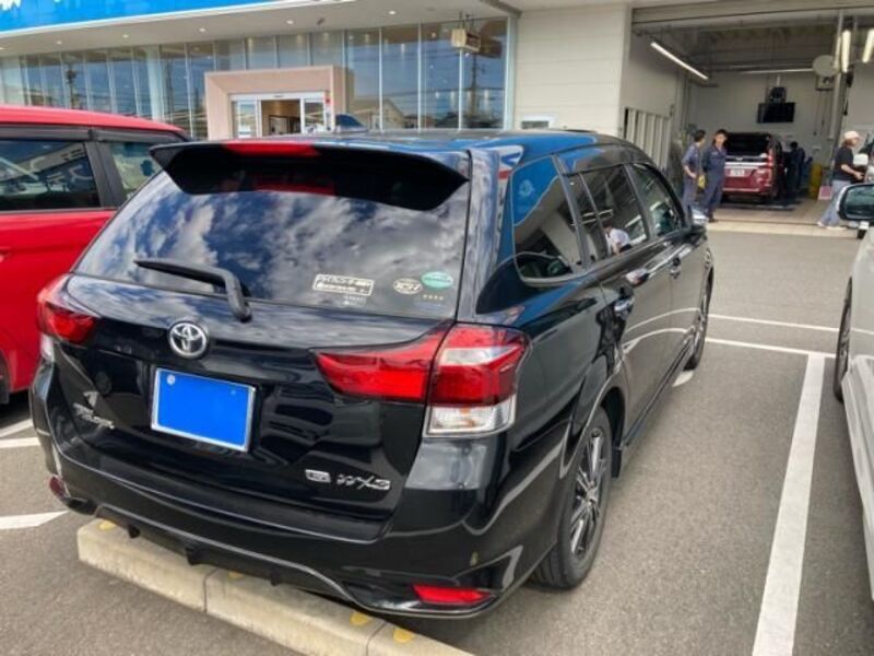COROLLA FIELDER