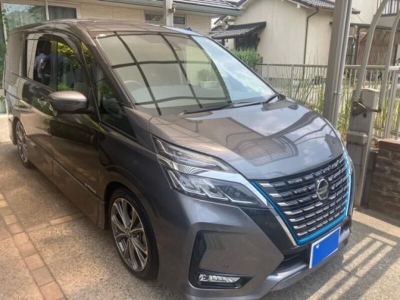NISSAN SERENA