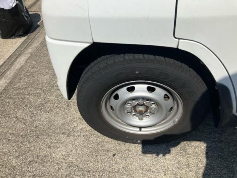 MINICAB VAN
